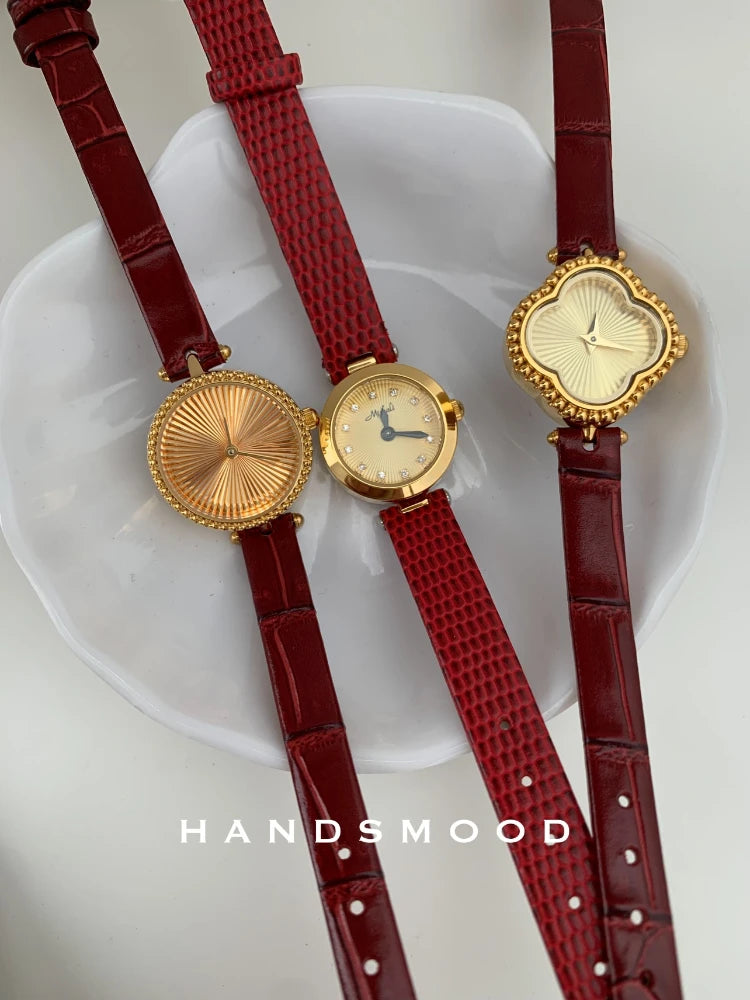 Luxury Red Personalized Clover Watch Genuine Leather Retro Fashion Style Trendy Exquisite Women's Quartz Watch Vintage Watch