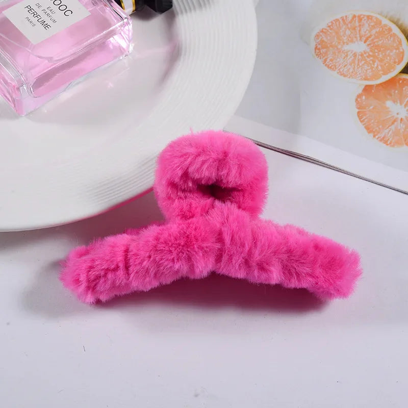 Korean Fashion Autumn Winter Plush Hair Claw Elegant Updo Hair Clip Claw Clamp Headwear Girls Women Hair Accessories