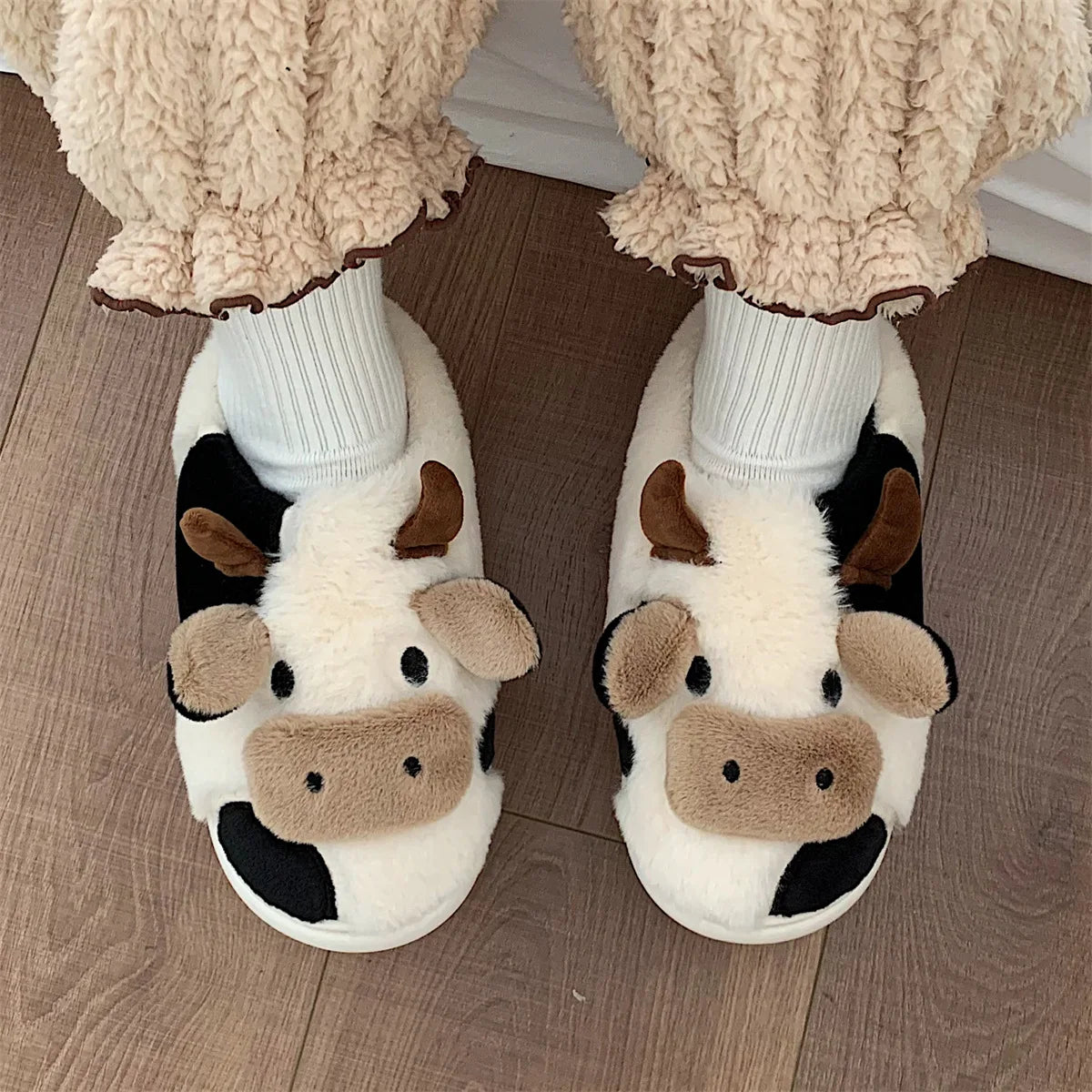 Evshine Women's Cute Milk Cow Furry Slippers Winter Warm Plush Lined Non-slip House Slipper Female Fur Fluffy Casual Flat Slides