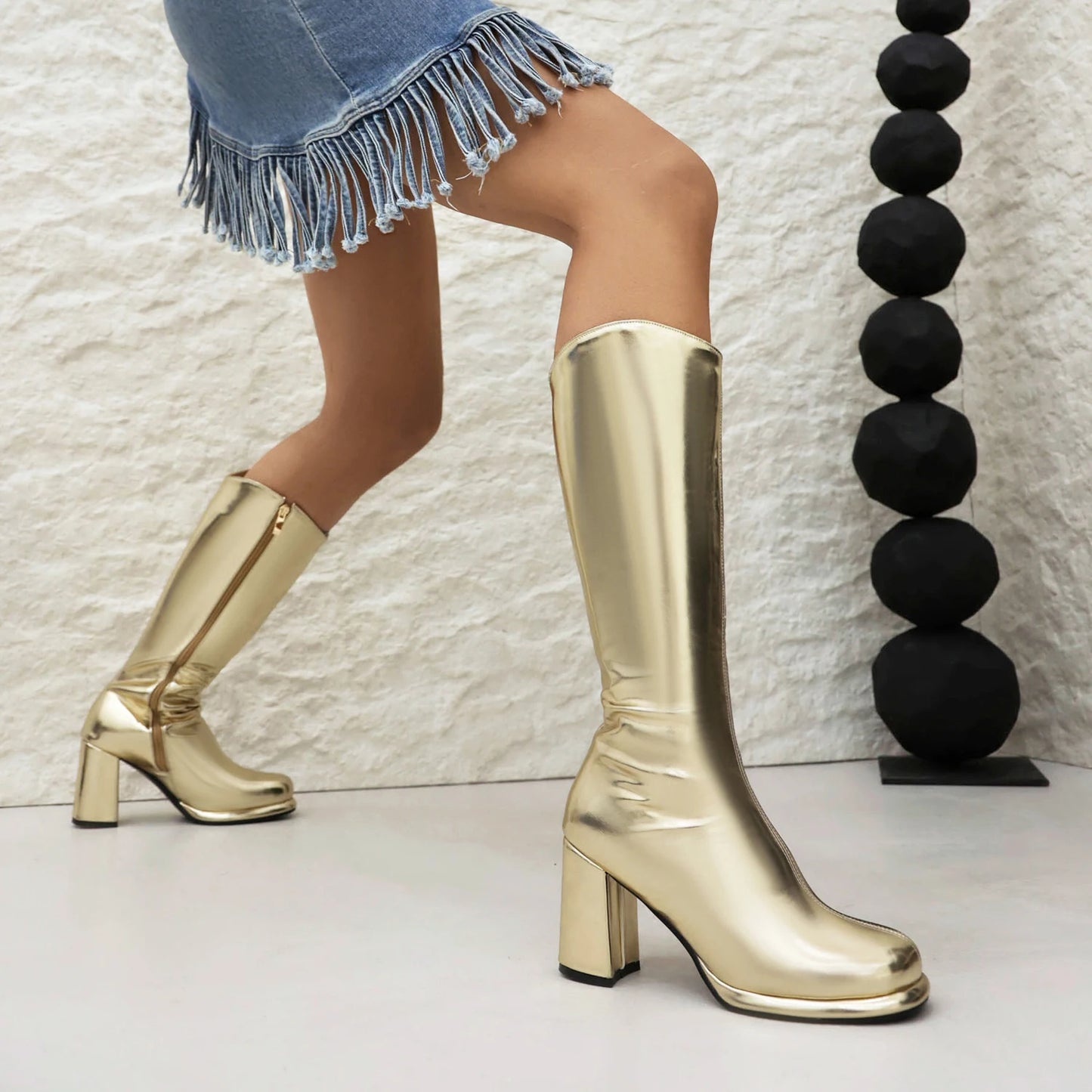 Plus Size Metal Glossy Microfiber Material Knee High Boots With Thick Plush Inner Lining And Thick Heels For Women's Boots