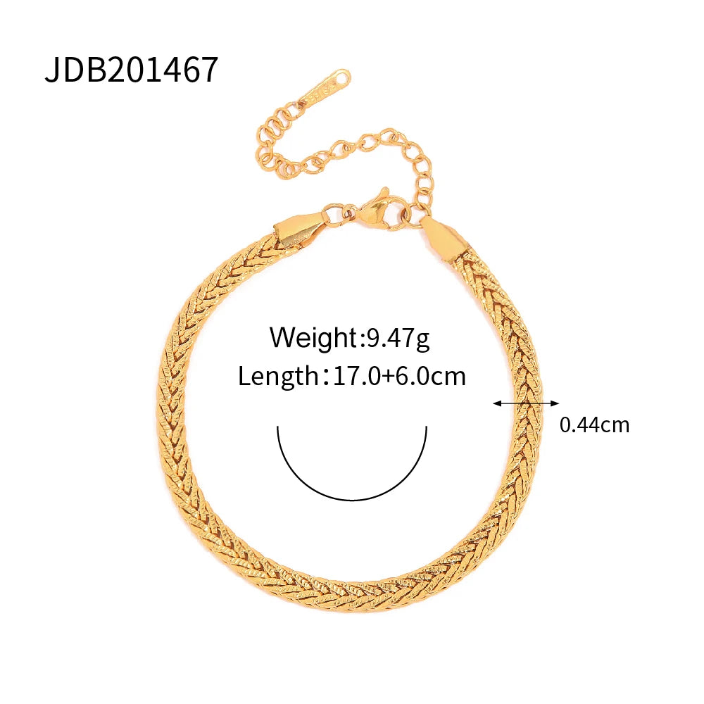 Youthway 18K PVD Gold Plated Stainless Steel Necklace for Women Waterproof Trend High Quality Fashion Jewelry Women Party