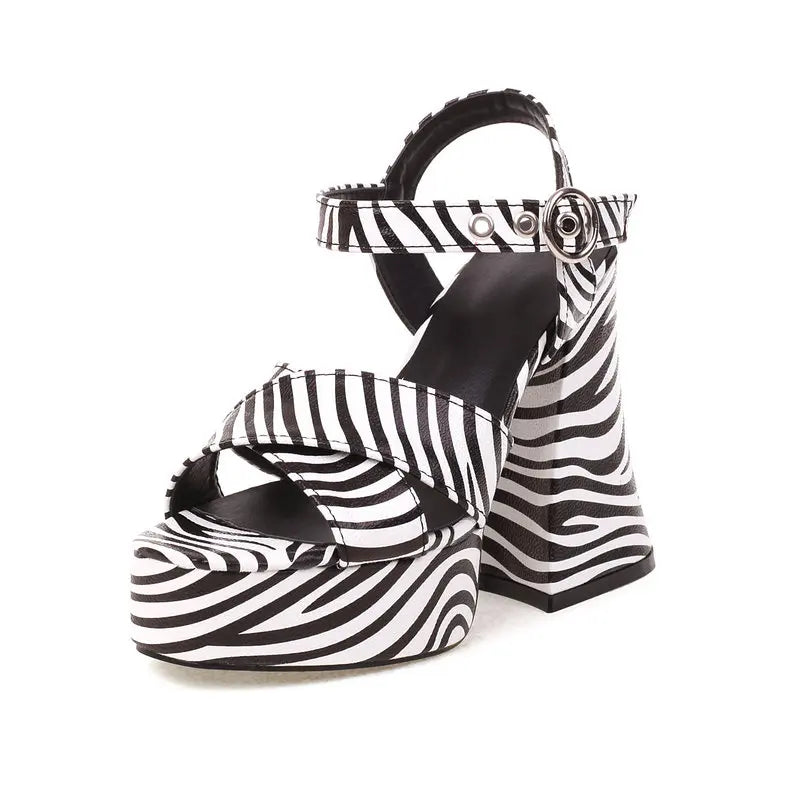 Stylish Goth Girls Summer Shoes Zebra Cow Skin Print Open Toe Buckle Strap Platform Woman's Shoes Chunky Heels Sandals Women