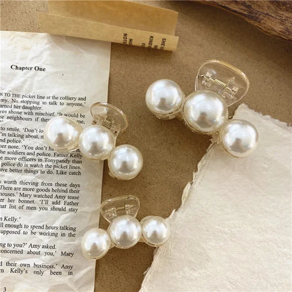 Korean Fashion Pearl Hair Claw Vintage Transparent Hair Clip Claw Clamp Elegant Princess Headwear Women Hair Accessories