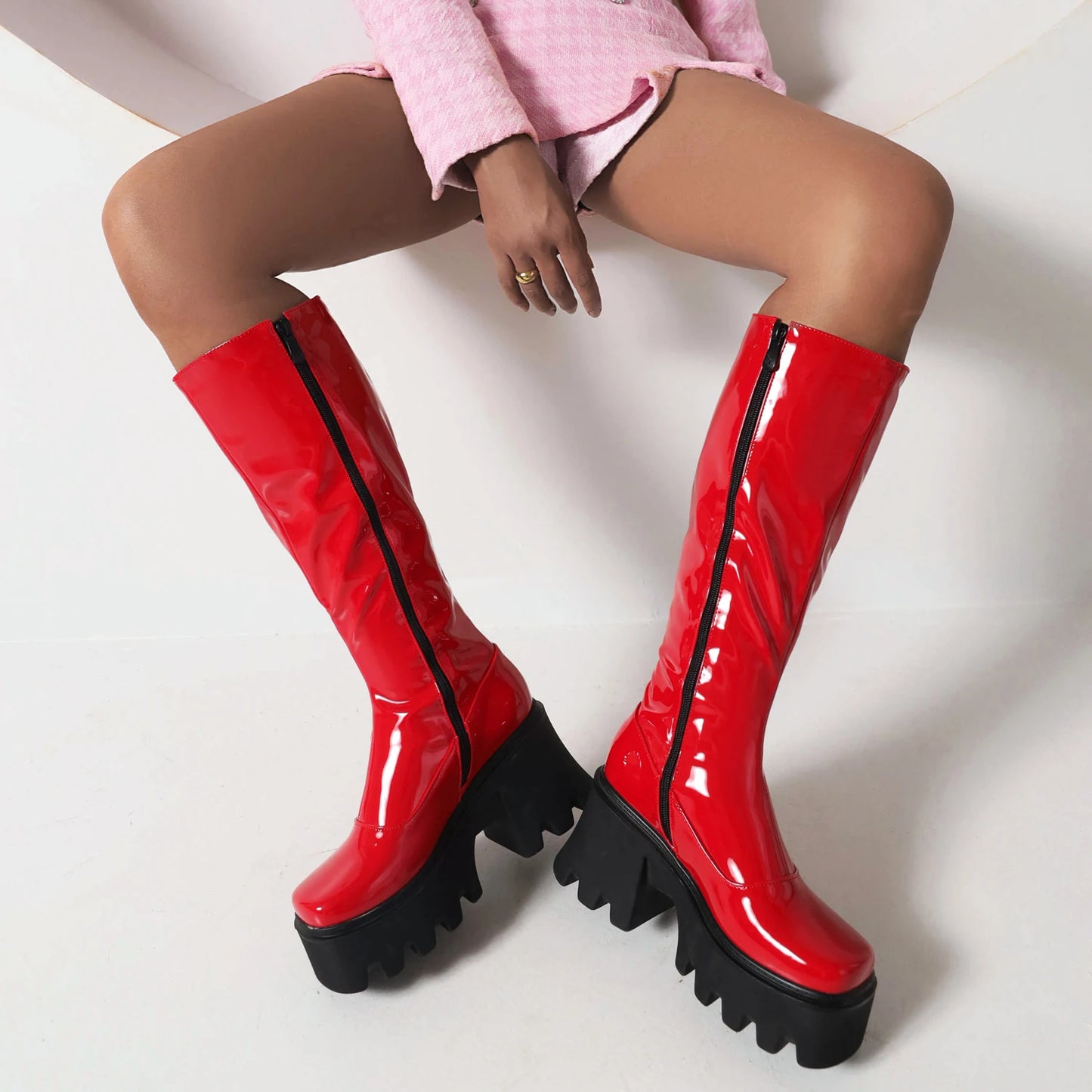 Square Toe Ultra-High Platform Non-Slip Rubber Platform Heel Knee Boots Simple Style Bright Patent Leather Height-Enhancing Shoe