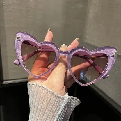 Designer Fashion Heart Sunglasses For Women Trendy Lovely Purple Girl's Sun Glasses UV400 Outdoor Party Shades Accessory