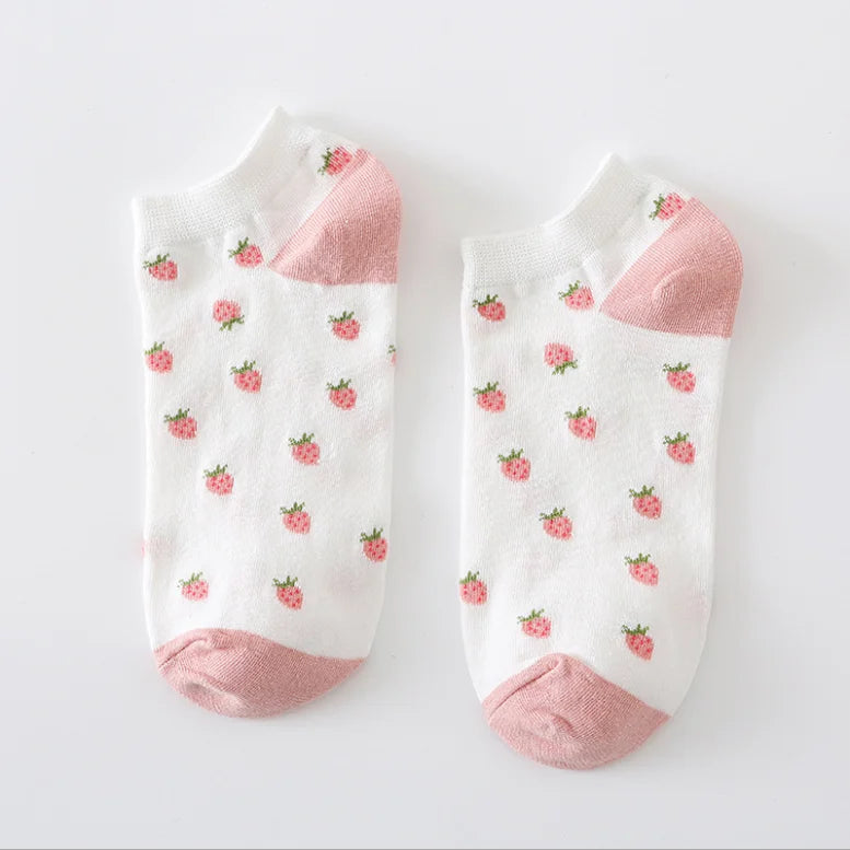 Japanese Harajuku Style Kawaii Woman Socks Cotton with Strawberry and Flower Funny and Pink Socks Women 121702