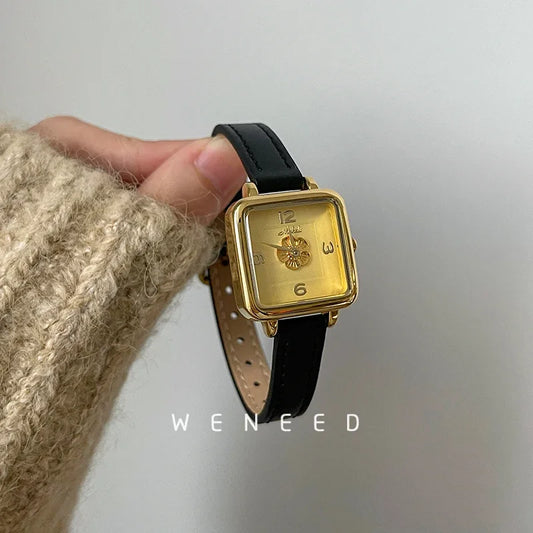 Light Luxury Fashionable Square High-end Women's Relojes Retro Vintage Women's Watch Black Gold Camellia Chain Quartz Watch