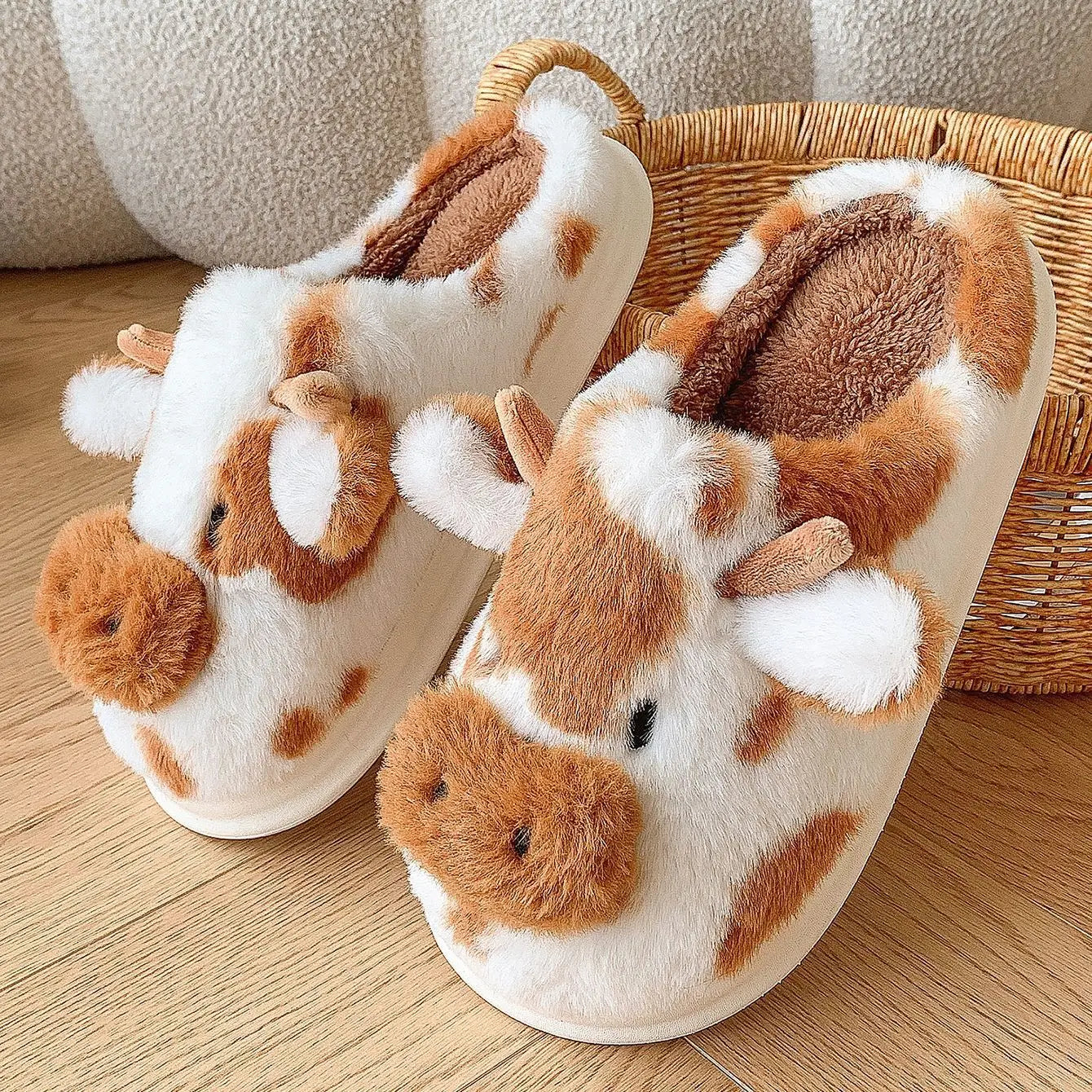 Evshine Women's Cute Milk Cow Furry Slippers Winter Warm Plush Lined Non-slip House Slipper Female Fur Fluffy Casual Flat Slides