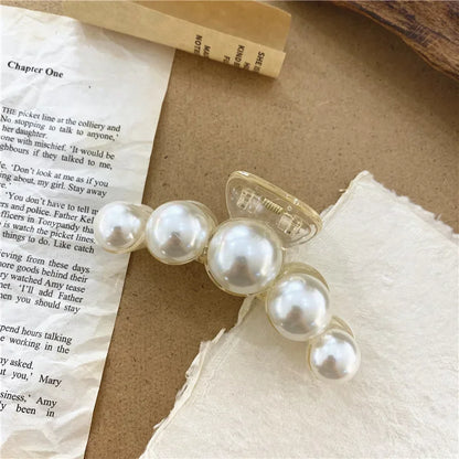 Korean Fashion Pearl Hair Claw Vintage Transparent Hair Clip Claw Clamp Elegant Princess Headwear Women Hair Accessories