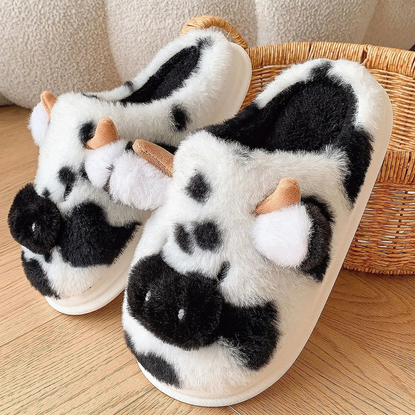 Evshine Women's Cute Milk Cow Furry Slippers Winter Warm Plush Lined Non-slip House Slipper Female Fur Fluffy Casual Flat Slides