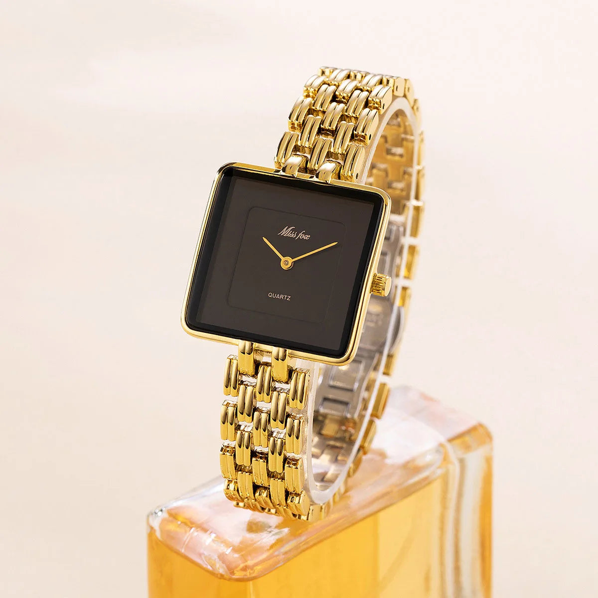 UTHAI Watch Women Business Light Luxury Brand Middle Eastern Style Simple Waterproof Square Ladies Fashion Quartz Clock Watches