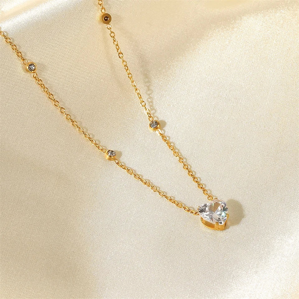 New Pendant necklace Heart Shaped Crystal Zircon Pendant Gold plated stainless steel Party Hot Jewelry Gifts